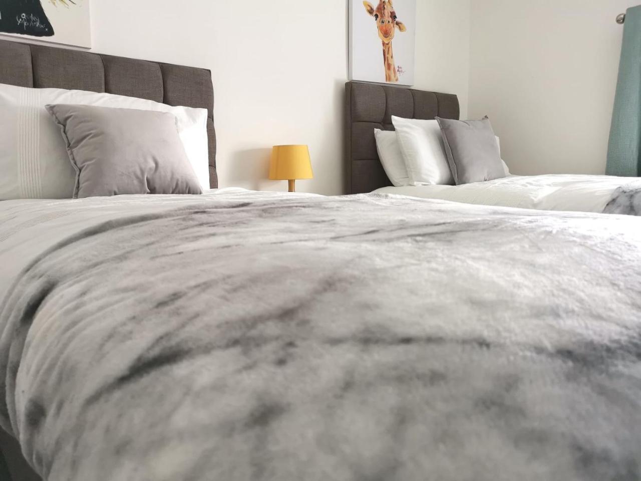 סוואנסי Parking, Smart Tv'S In All Rooms, Central Location מראה חיצוני תמונה